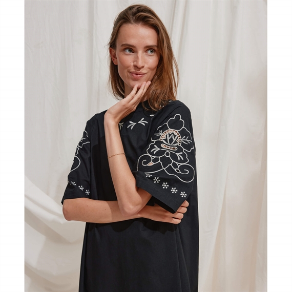 Heartmade Hanna Kjole, Sort